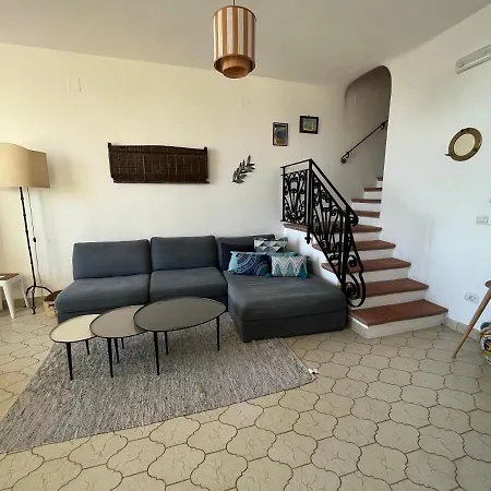 Donna Giulia Apartment *