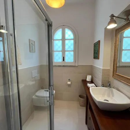 Donna Giulia Apartment